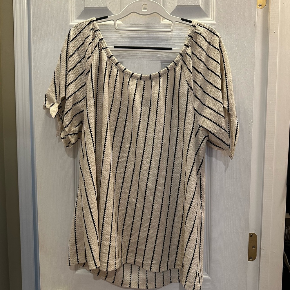 Gina Benotti Cream and Black Striped Top